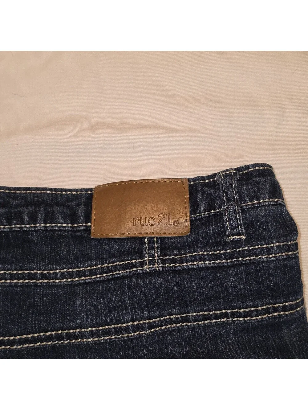 Rue21 Y2K Dark Wash Denim Shorts Button Fly Embroidered Pockets Size 13/14